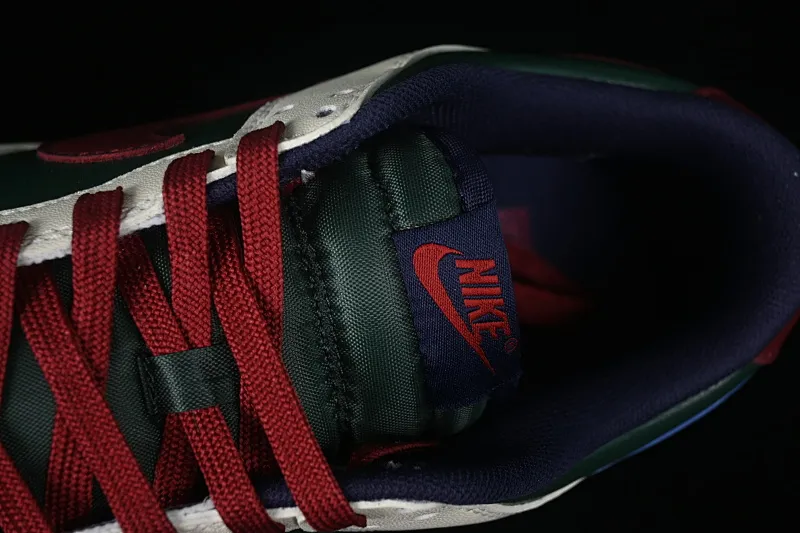 All categories Nk SB Dunk Series Nk SB Dunk Low low-top sneakers Nk SB Dunk Low "Gorge Green" SB low-top casual sneakers FV8106-361